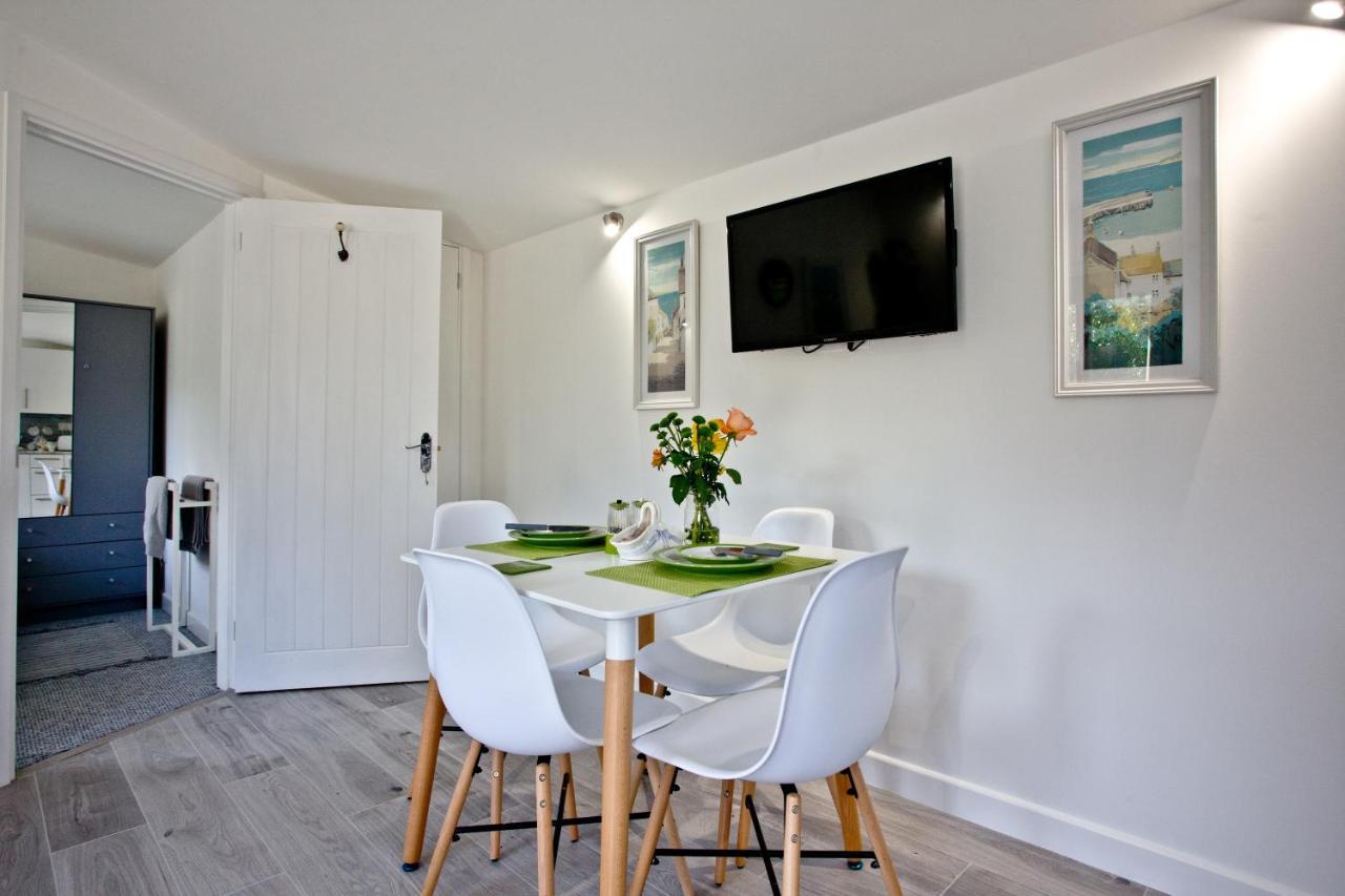 The Cabin At Hillhead Farm St Columb Major エクステリア 写真